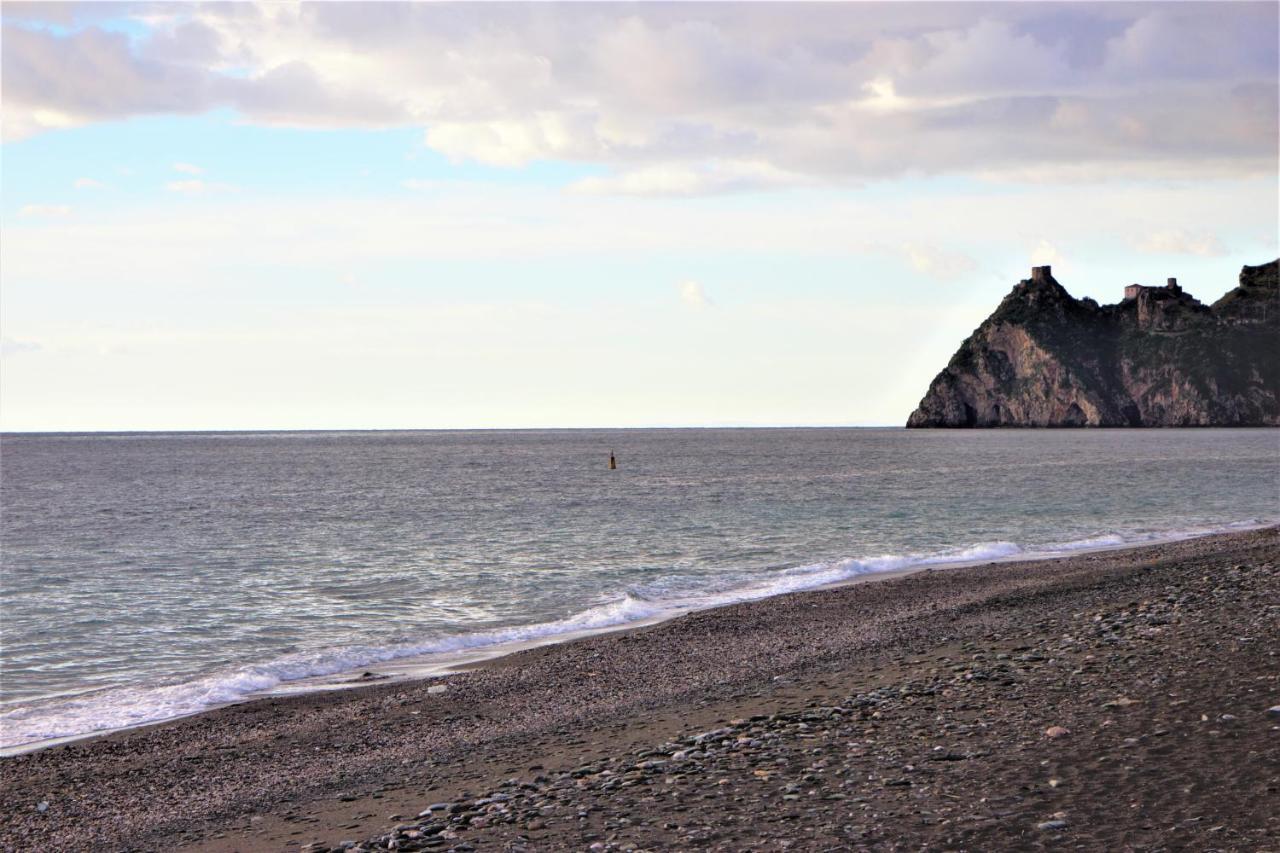 Camping La Focetta Sicula SantʼAlessio Siculo Zewnętrze zdjęcie
