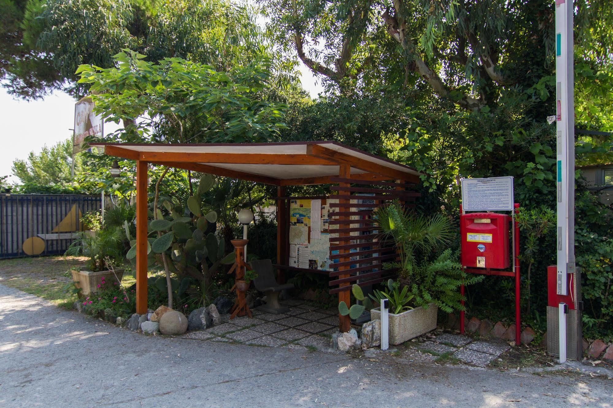 Camping La Focetta Sicula SantʼAlessio Siculo Zewnętrze zdjęcie