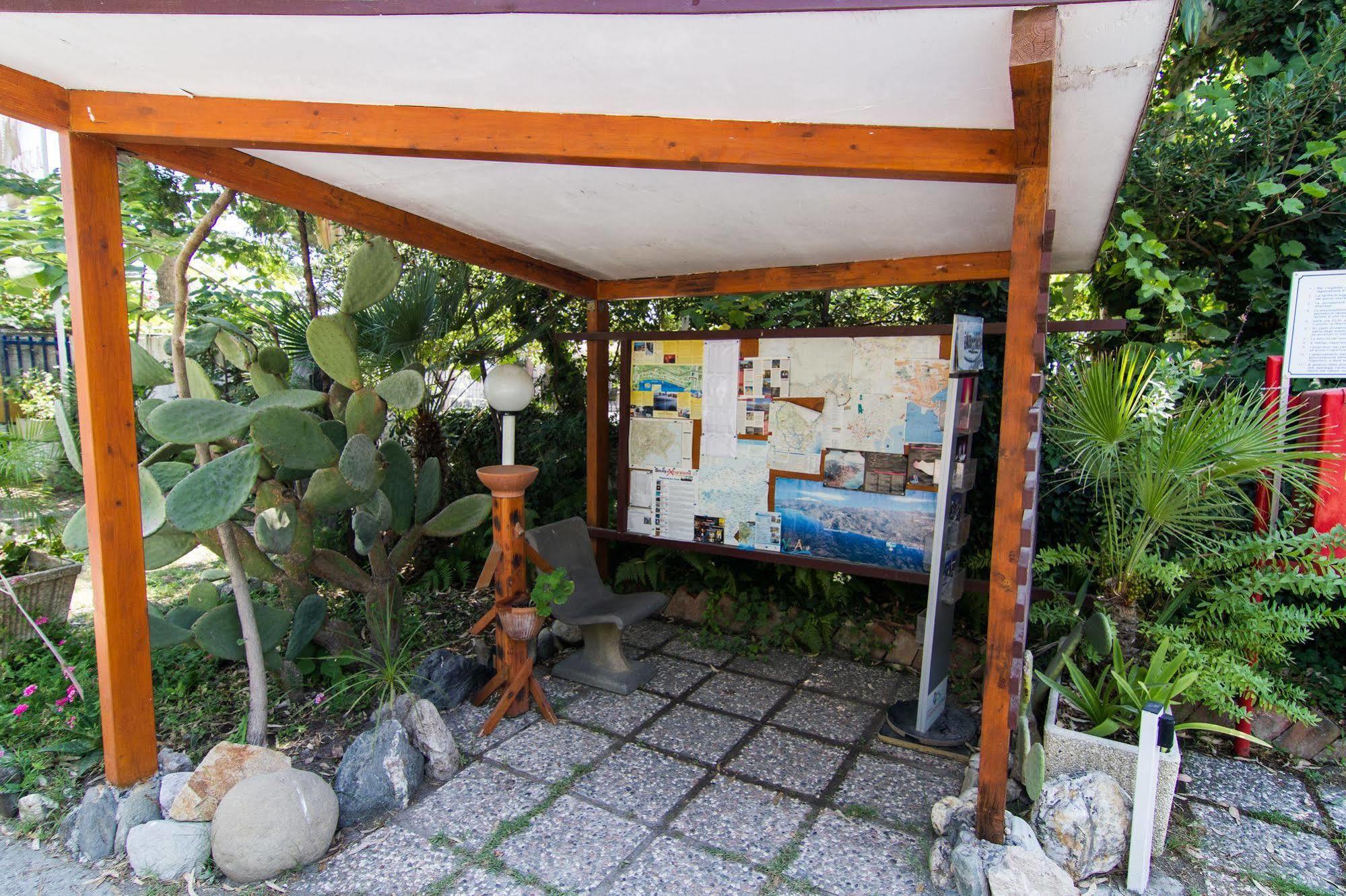 Camping La Focetta Sicula SantʼAlessio Siculo Zewnętrze zdjęcie