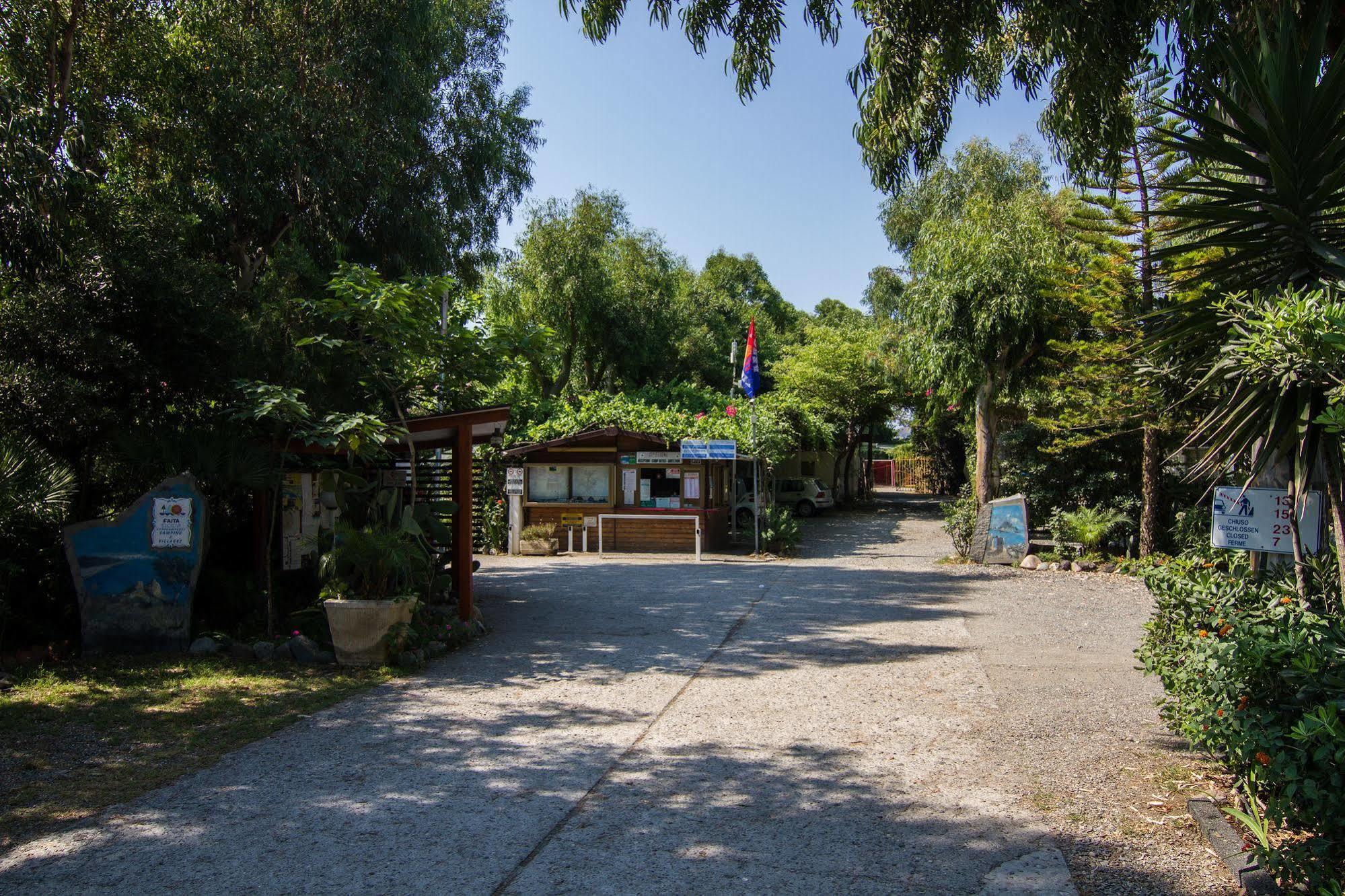Camping La Focetta Sicula SantʼAlessio Siculo Zewnętrze zdjęcie